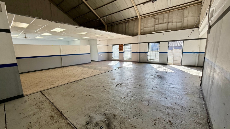To Let commercial Property for Rent in Knysna Central Western Cape